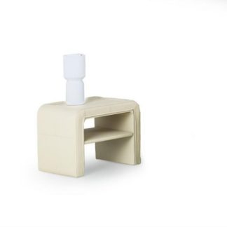 Noční stolek Sara Halmar