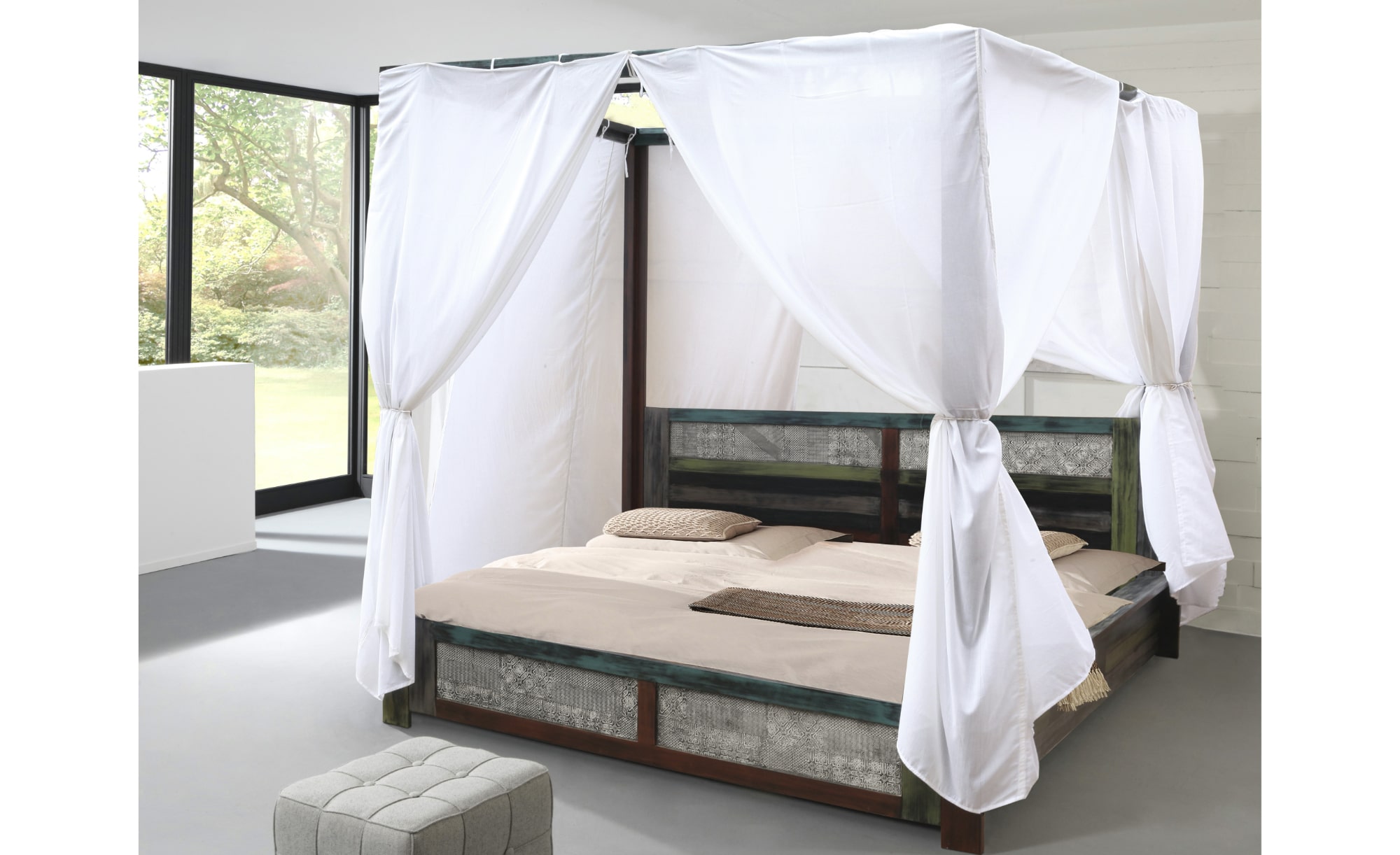Sconto Postel s nebesy GOA