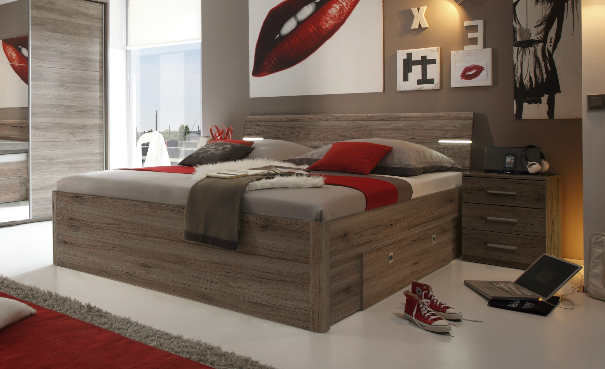 Sconto Postel s nočními stolky MAESTRO