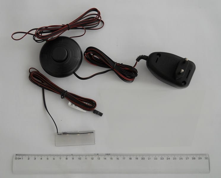 LED osvětlení na jednu polici (modré)